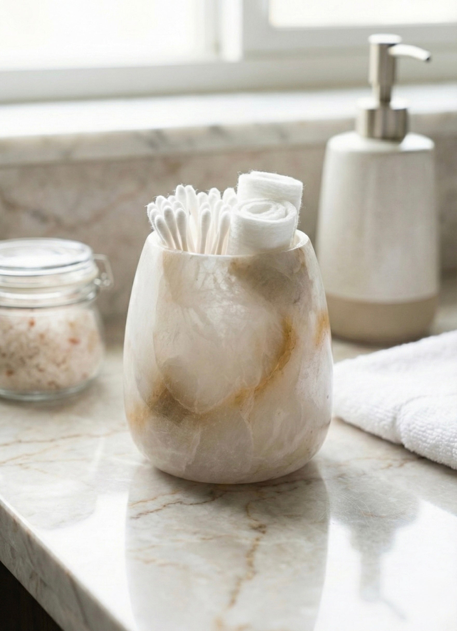 Alabaster Barrel Luminary